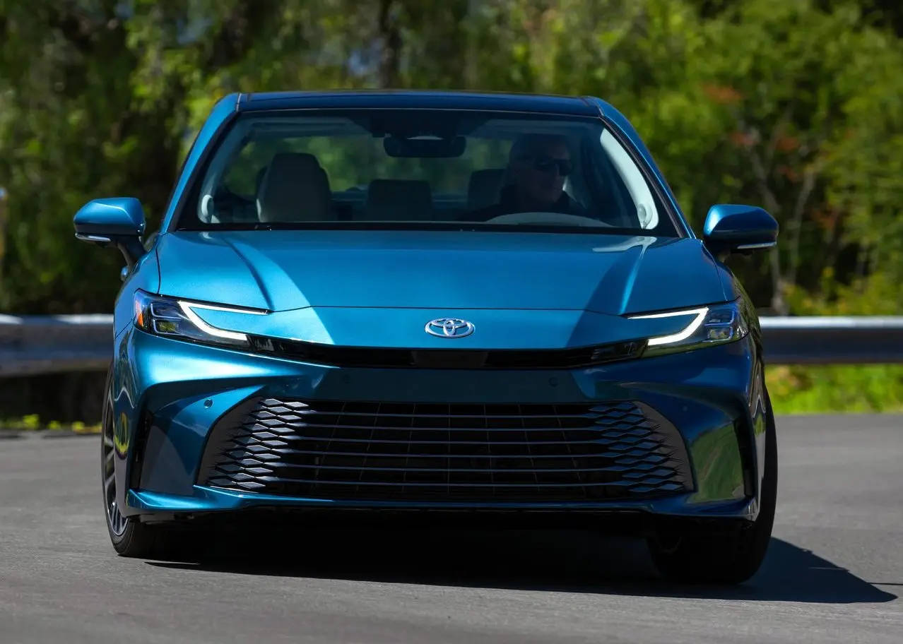 Ocean Gem Toyota Camry Color Overview